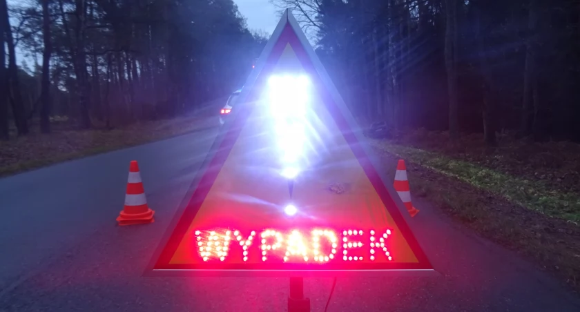 15-latek potrącony na drodze powiatowej