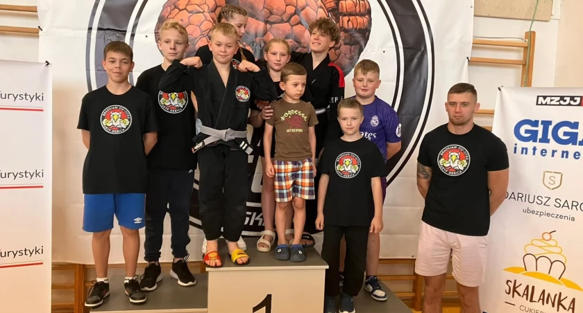 Dziesięć medali BJJ Gryf Dębica podczas Skała Cup [ZDJĘCIA]