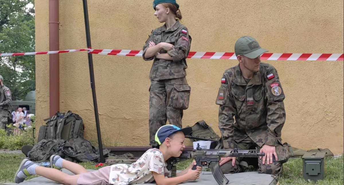 Piknik z bronią i muzyką