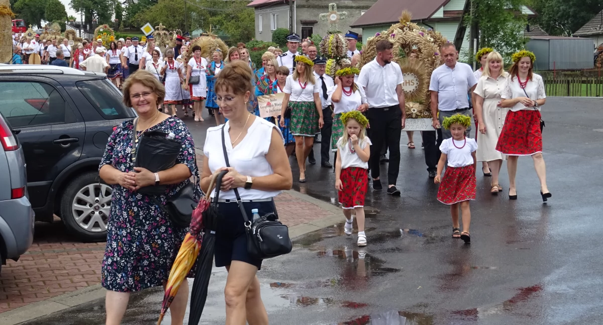 Takie były dożynki, że sekretarz został skarbnikiem