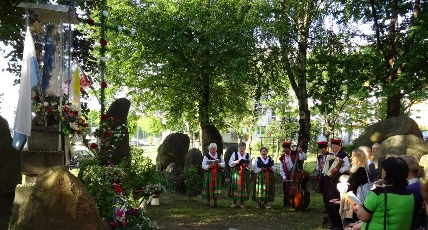 Wyjątkowe nabożeństwa różańcowe w Dębicy i Połomii