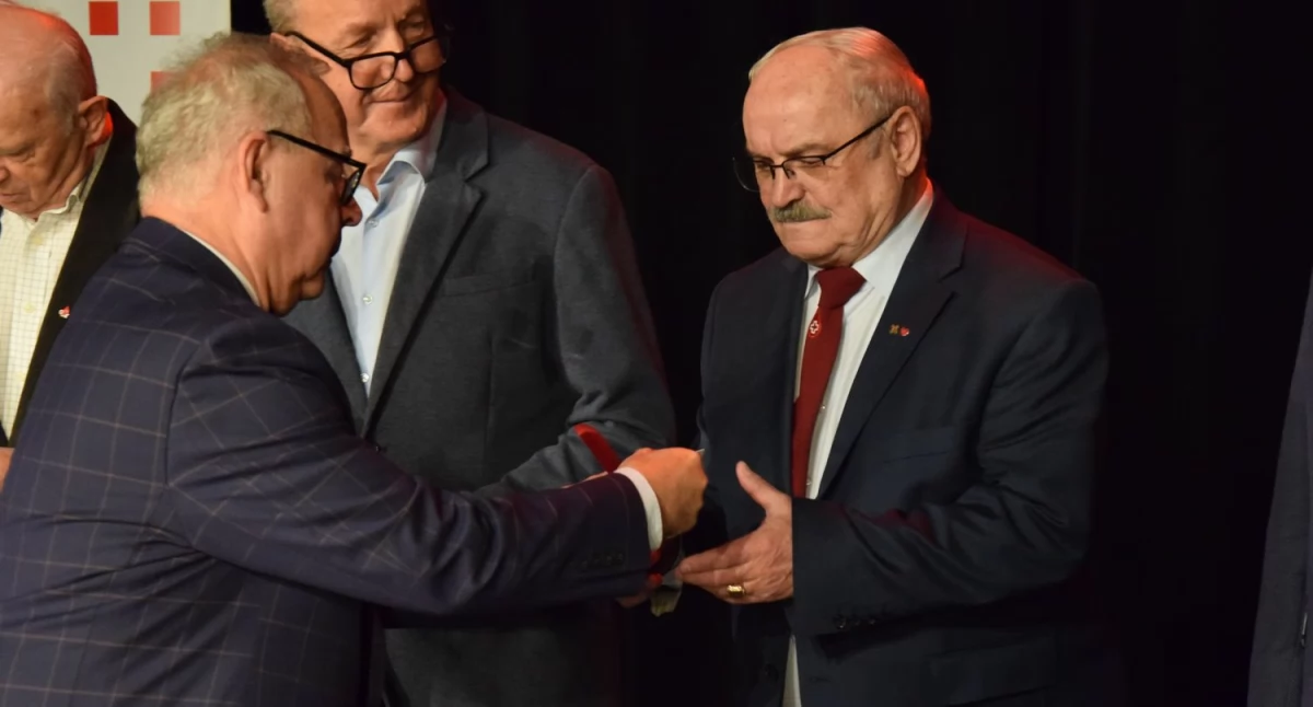 Medale i odznaczenia wręczone [ZDJĘCIA]