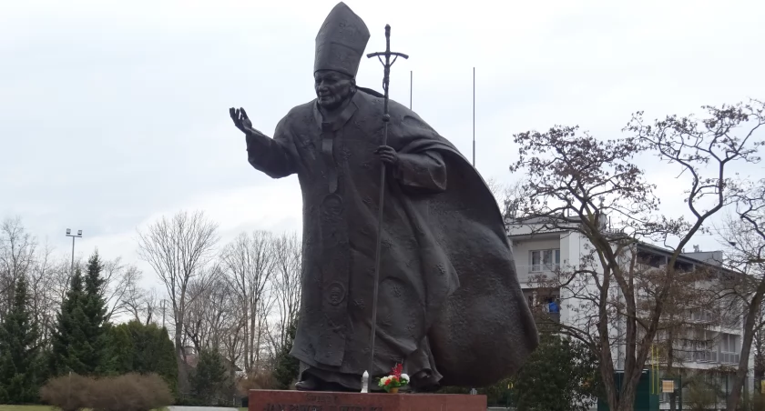 Dwudziesta rocznica śmierci papieża Jana Pawła II. Obchody w powiecie