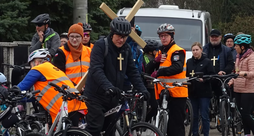 Rowerowa Droga Krzyżowa już w sobotę