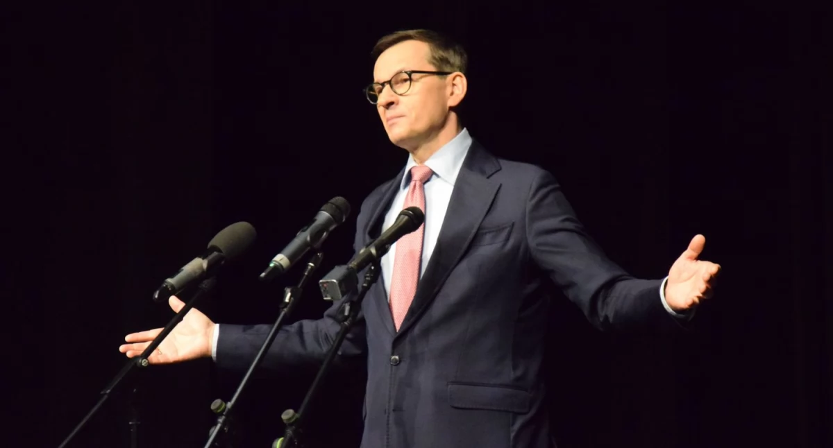 Morawiecki w Dębicy: na Karola Nawrockiego trzeba dmuchać i chuchać [ZDJĘCIA, WIDEO]