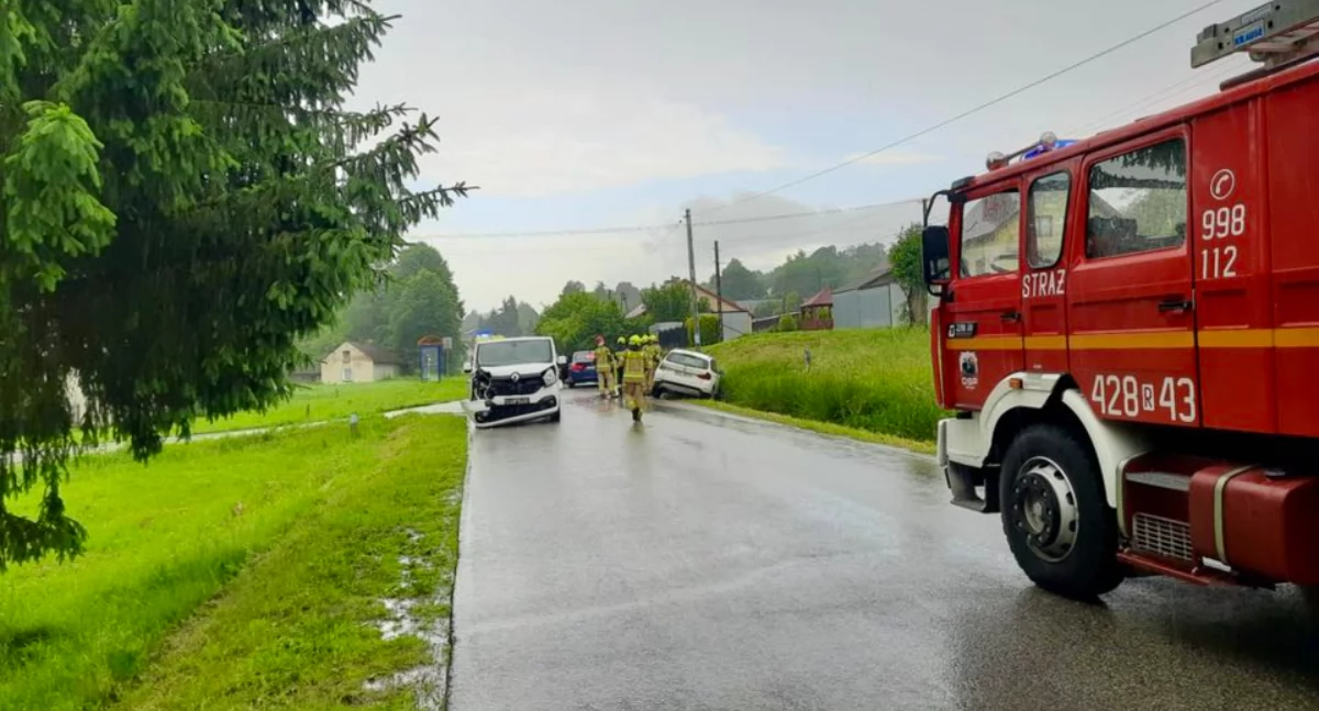 Kierującą BMW do szpitala zabrała karetka