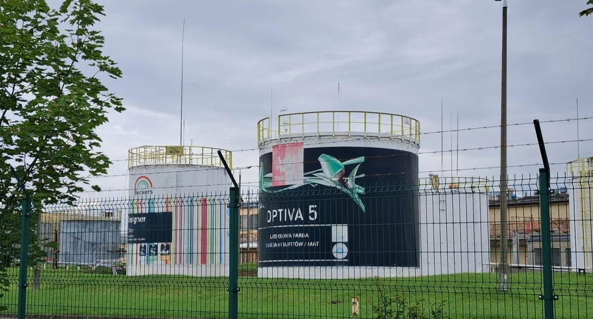 Likwidacja dębickiej fabryki: radni przyjęli stanowisko