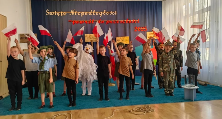 Lekcja patriotyzmu w wykonaniu przedszkolaków