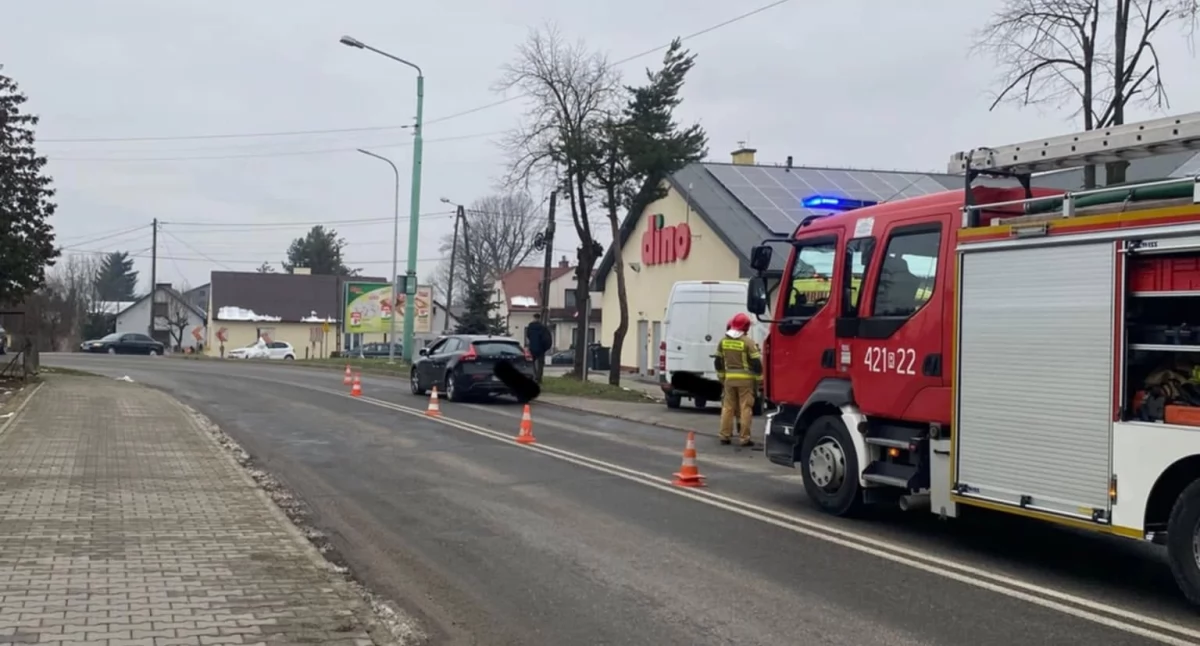 Do szpitala trafiła kierująca i jej 9-letnia pasażerka