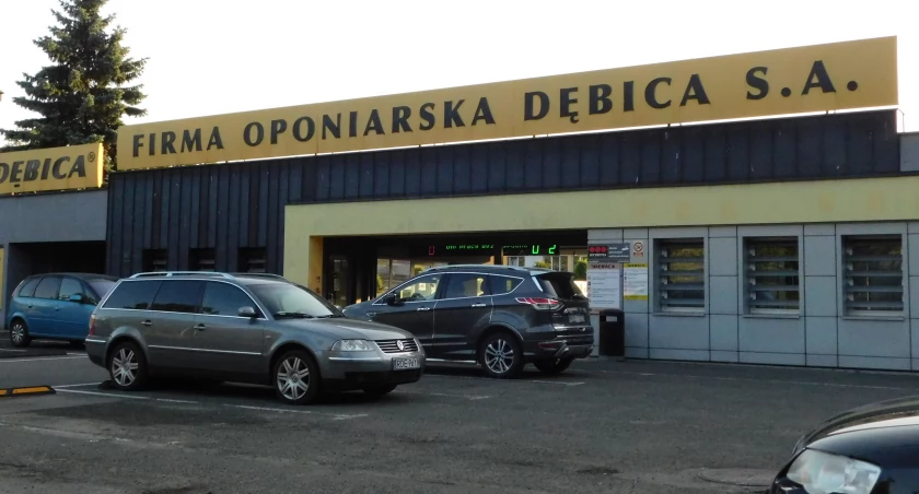 Firma Oponiarska zarobiła ponad 123 mln zł