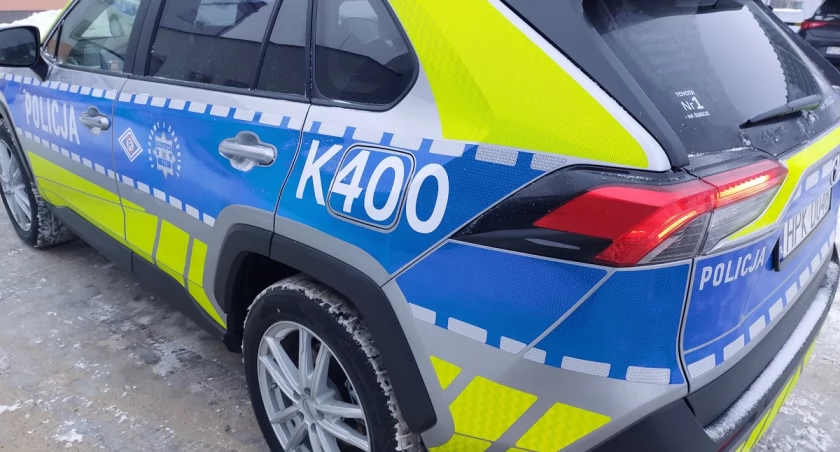 Starszy pan w BMW pędził w zabudowanym 