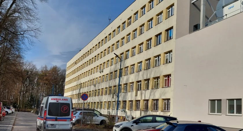 Sprawdź, ile Podkarpacki NFZ zapłacił szpitalowi w Dębicy