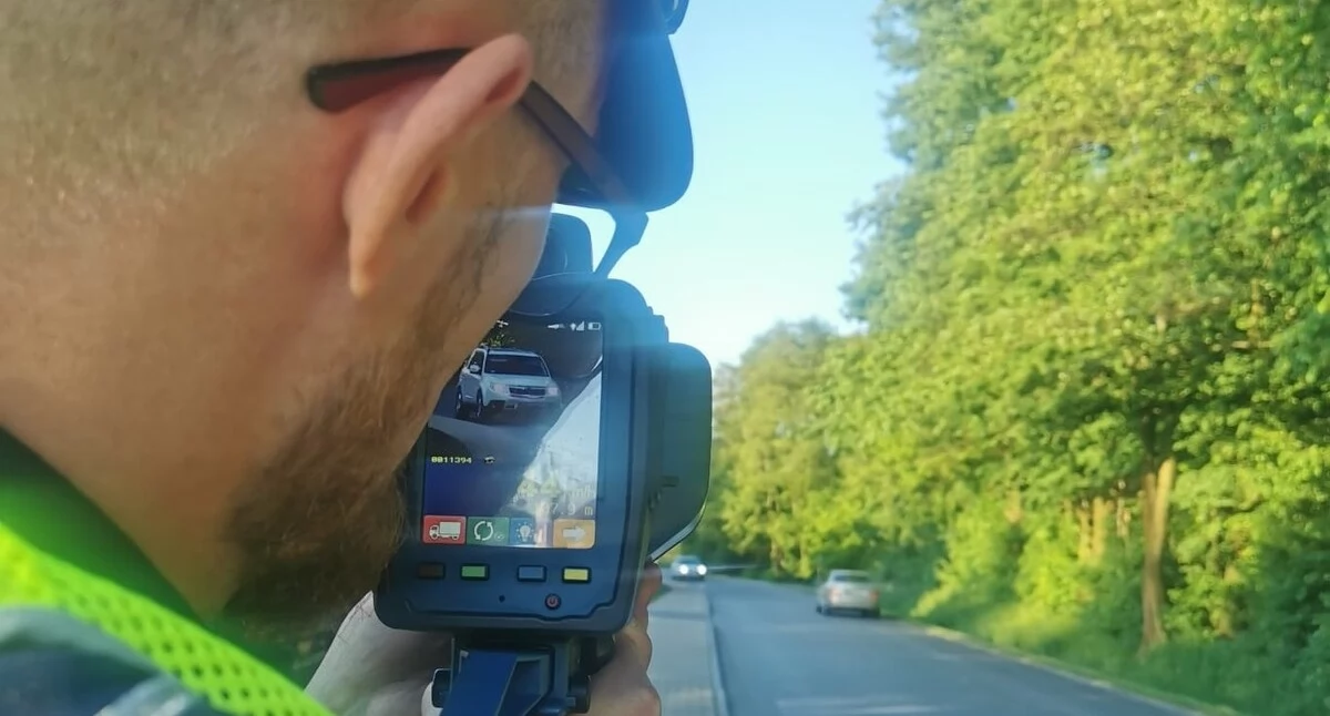 Pędził o 80 km/h za szybko w terenie zabudowanym