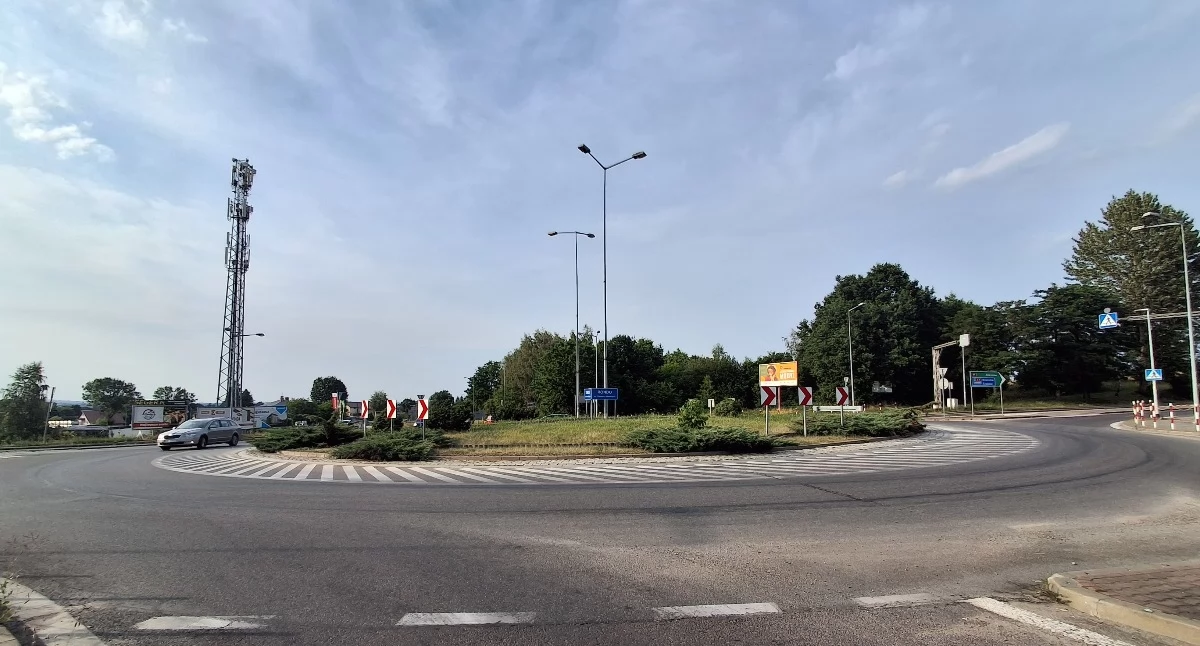 Są pieniądze na przebudowę ronda. Kiedy znikną korki od strony Latoszyna?