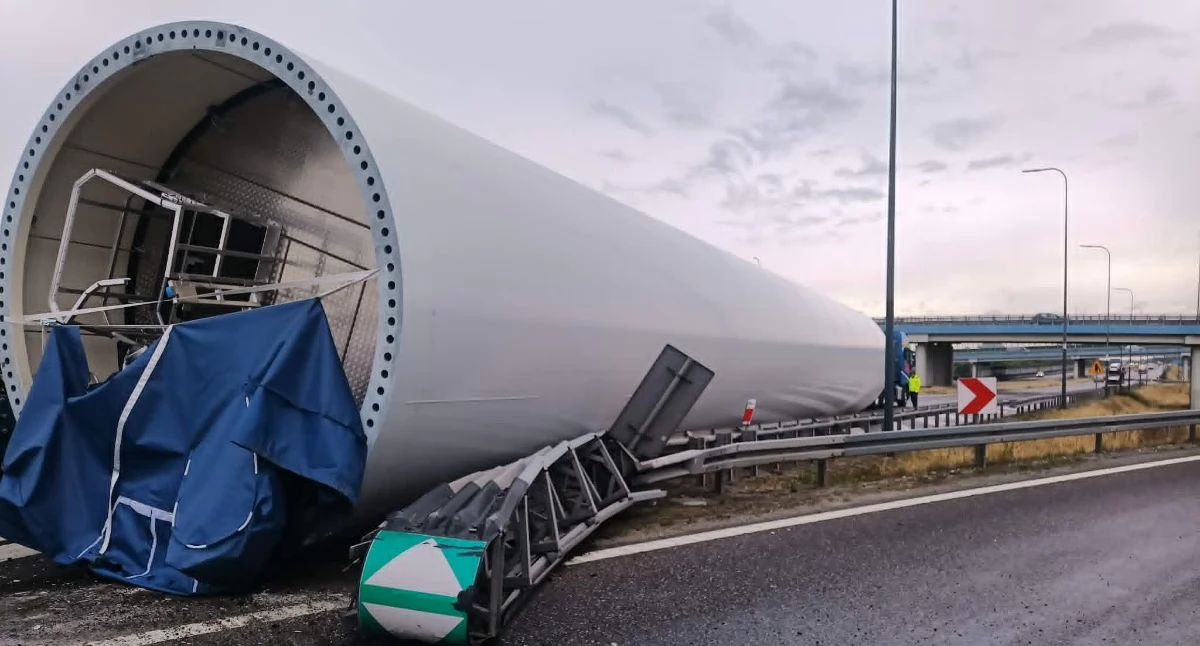 Paraliż na autostradzie A4. Możliwe całkowite zamknięcie trasy [ZDJĘCIA]