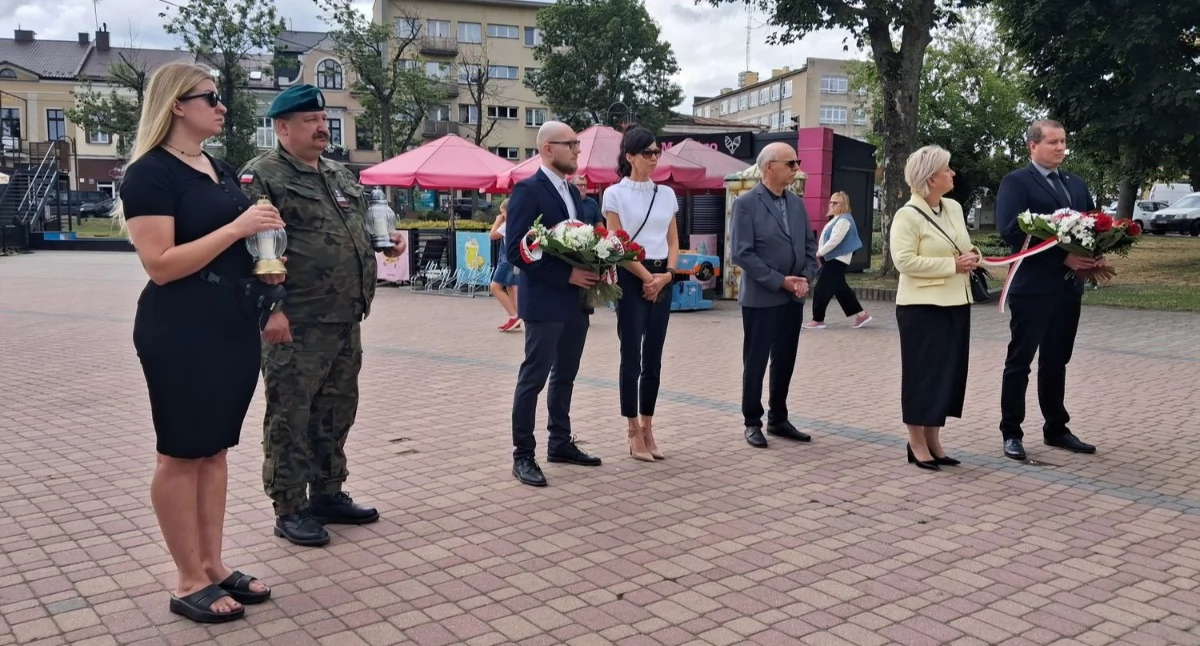 Uczcili 80. rocznicę publicznej egzekucji żołnierzy NSZ [ZDJĘCIA]