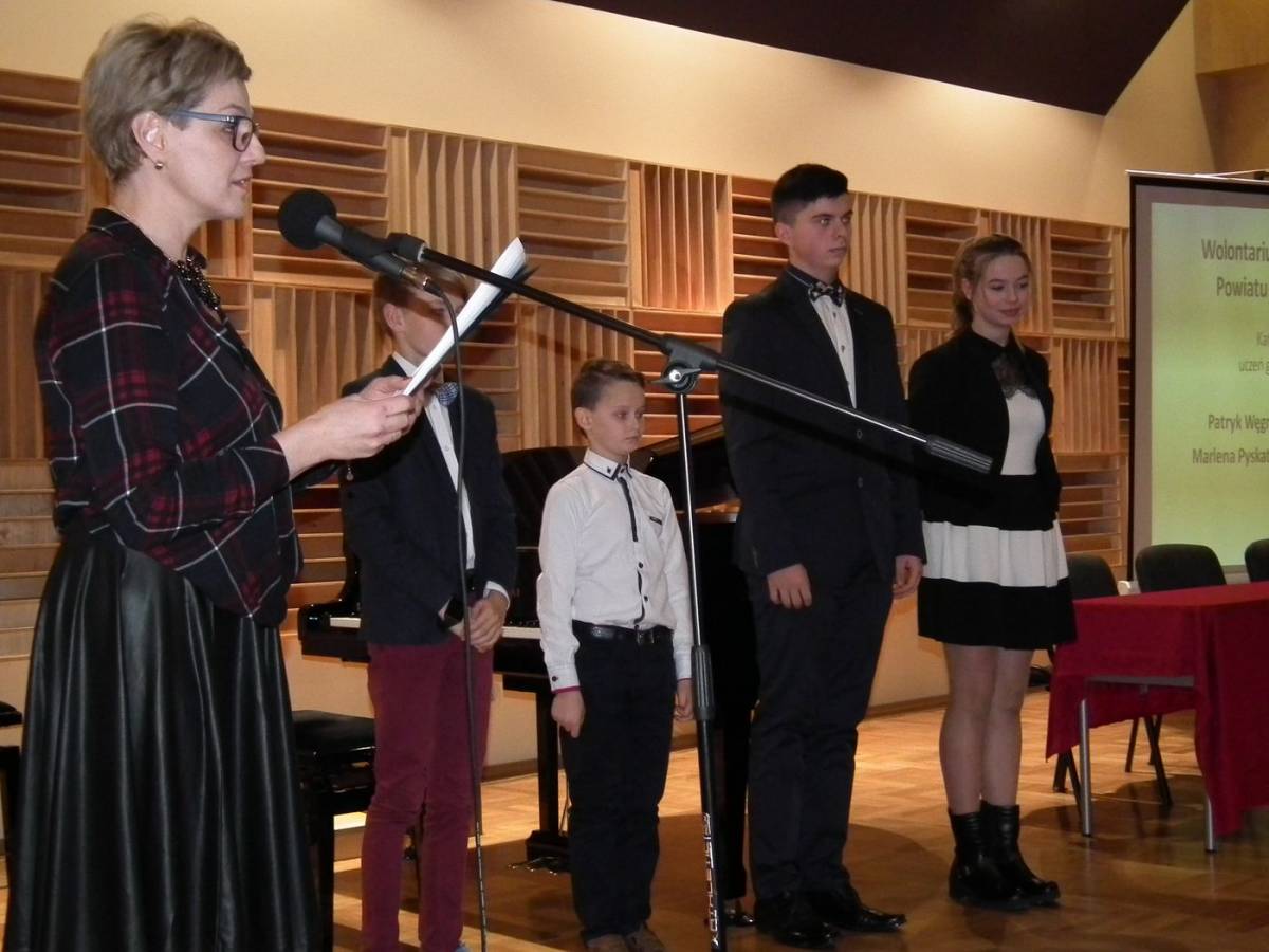 Wolontariusze Roku 2016 Powiatu Dębickiego wybrani