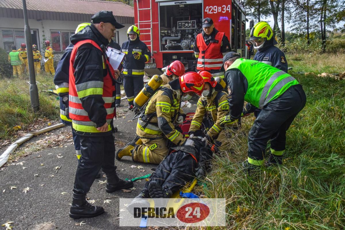 Wybuch i pożar w Straszęcinie. Do ośrodka zjechali strażacy z całego województwa - zdjęcia + wideo