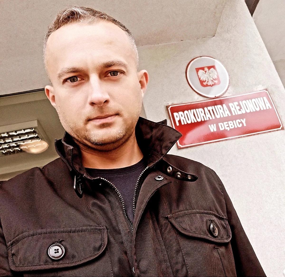 Prokuratorzy ostrzegają przed oszustami w sieci