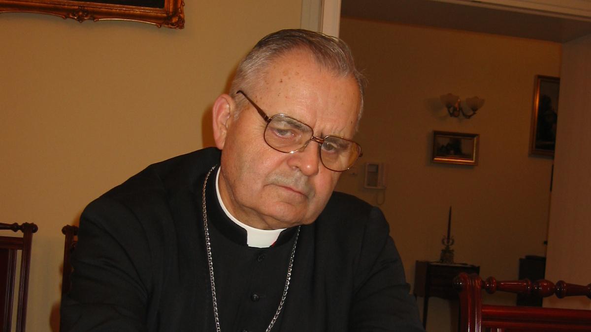 Nie żyje pochodzący z powiatu dębickiego bp Marian Duś