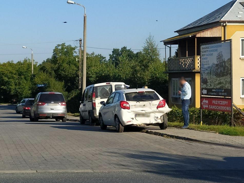 Zderzenie czterech pojazdów na ul. Krakowskiej - zdjęcia
