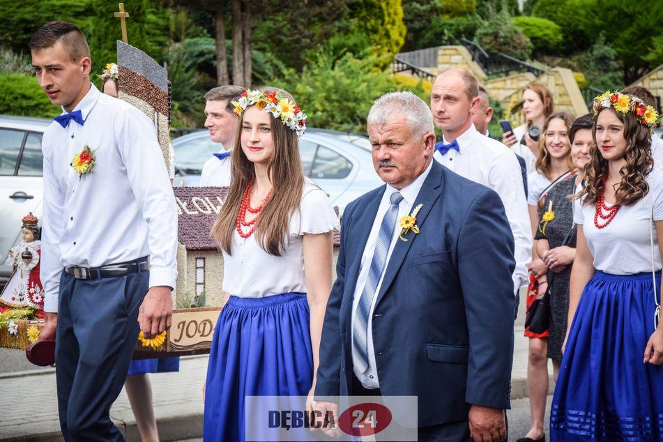 W Jodłowej podziękowali za plony - zdjęcia + wideo