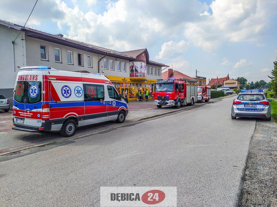 Kobietę w ciąży zabrała karetka - zdjęcia