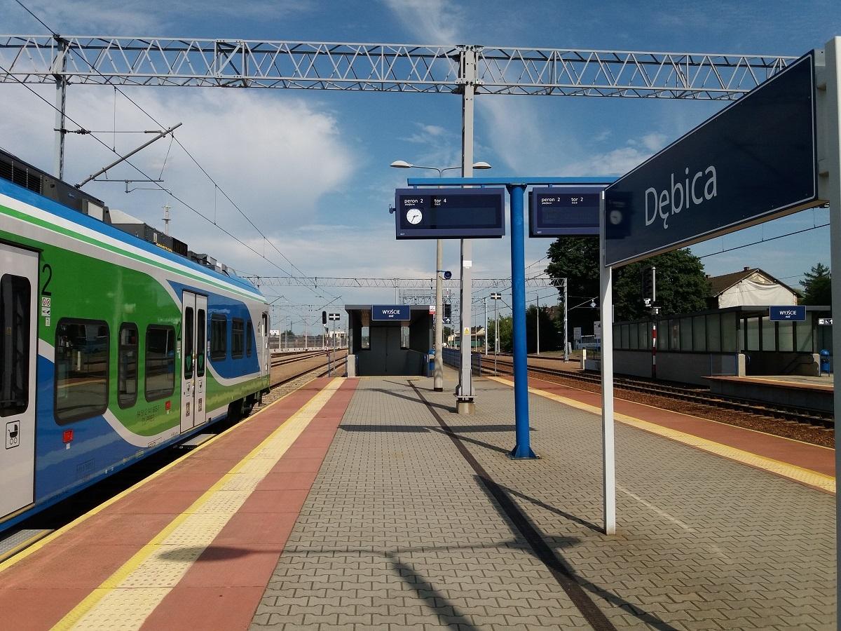 Znamy rozkład jazdy pociągów na trasie Dębica - Mielec