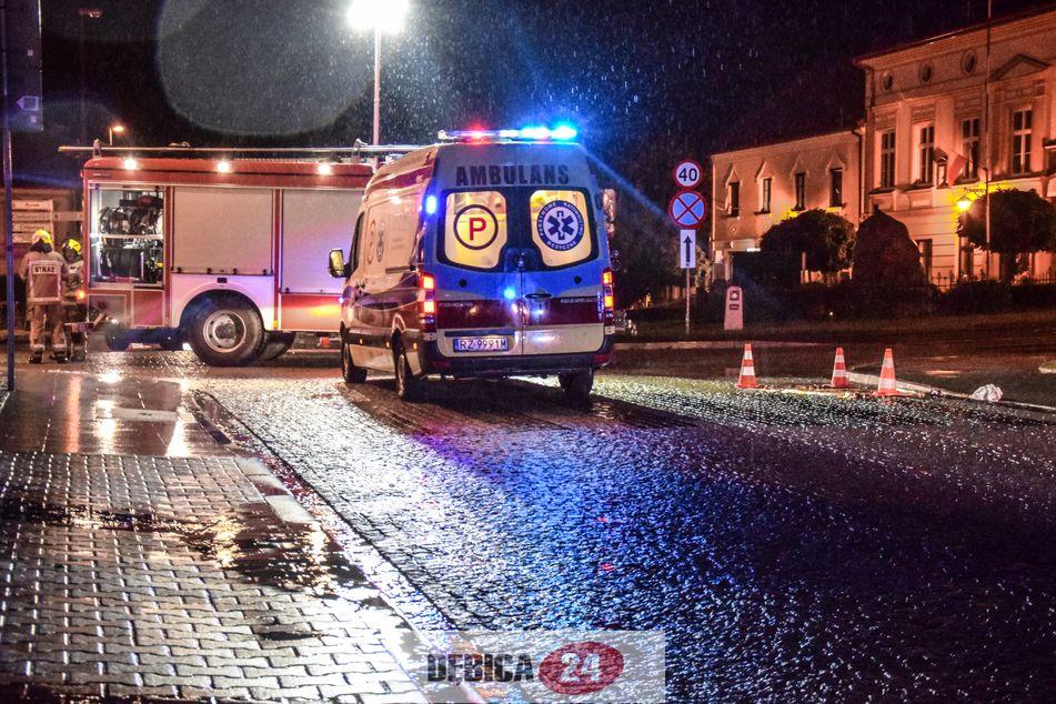 Pieszy potrącony na pasach. Droga zablokowana - zdjęcia