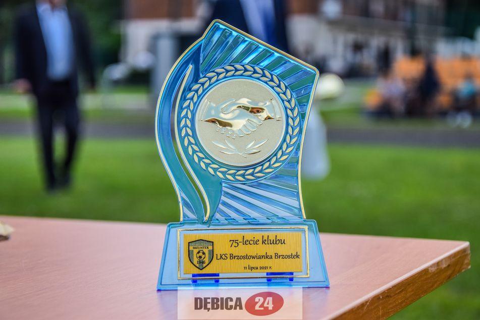 Działacze, piłkarze i kibice świętowali jubileusz 75-lecia - zdjęcia