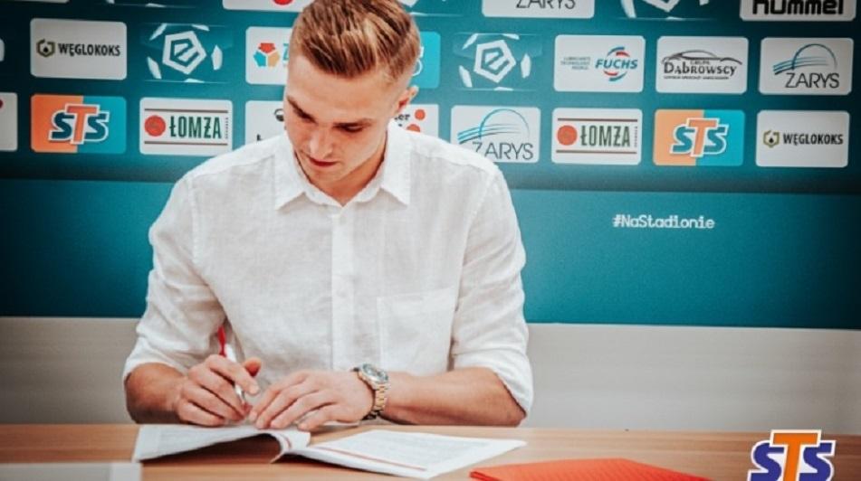Paweł Sokół podpisał kontrakt z Górnikiem Zabrze - wideo