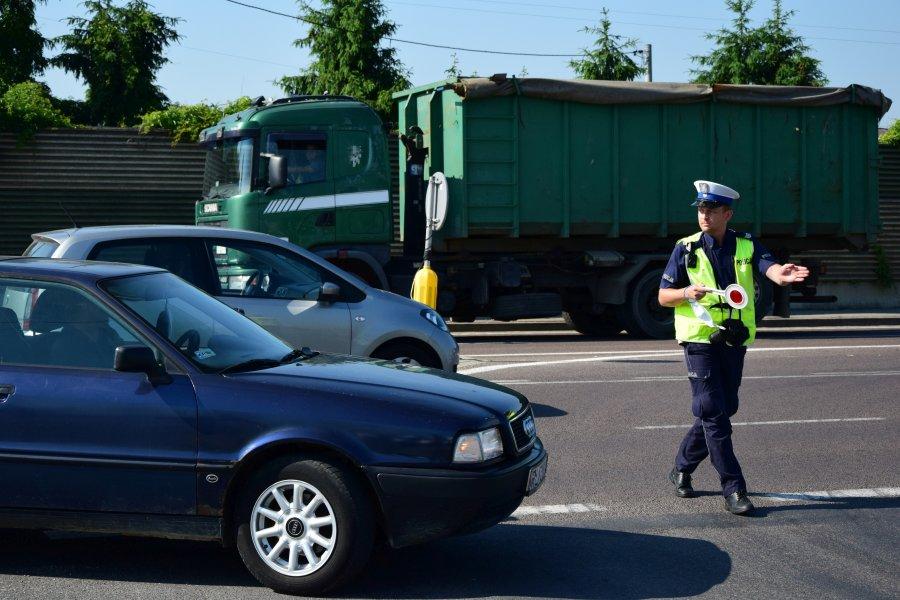 Policja zatrzymała 20 dowodów rejestracyjnych