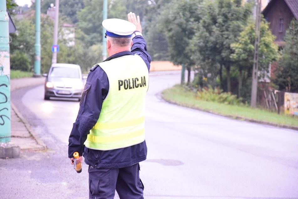Pięciu na podwójnym gazie. Rekordzista wydmuchał 2,66 promila
