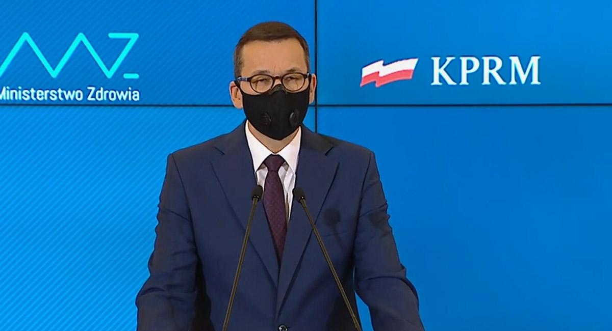 Ile osób wejdzie do kościoła? Premier ugina się po liście arcybiskupa