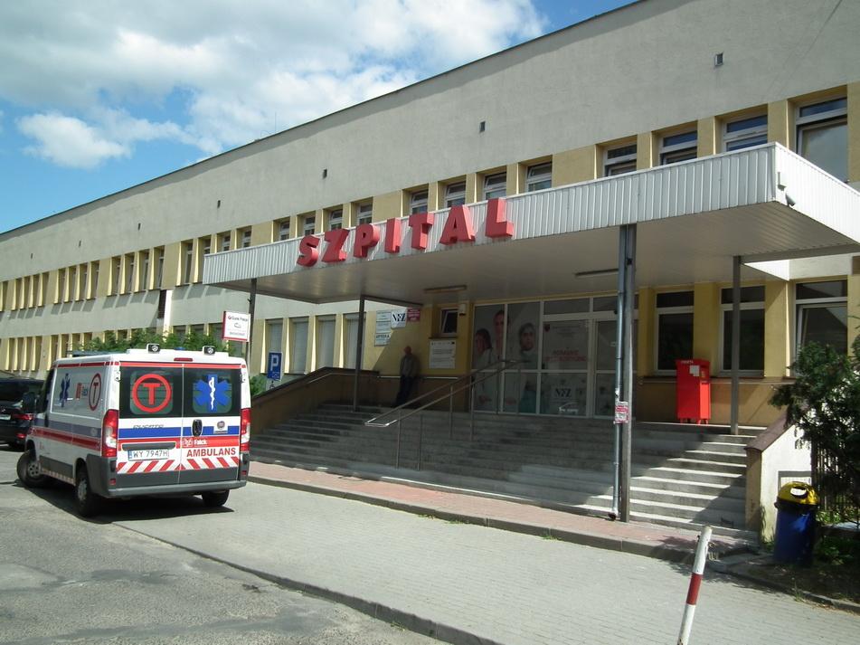 Koronawirus: w szpitalu tylko 12 pacjentów z covidem