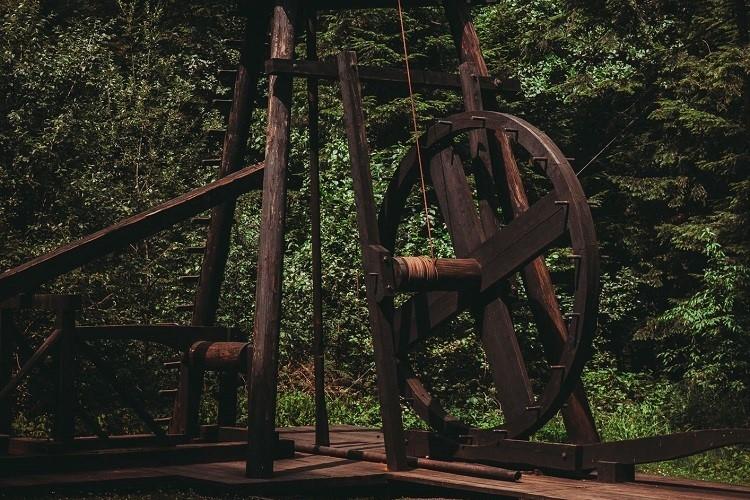 #JestTyleDoOdkrycia – Skansen naftowy w Bóbrce