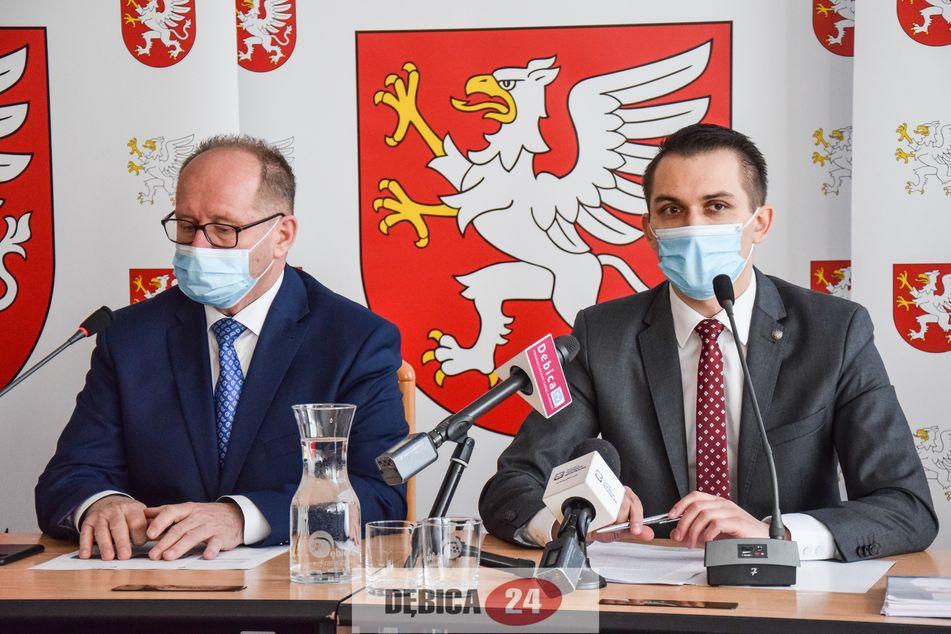 Zwolnień w szkołach nie będzie