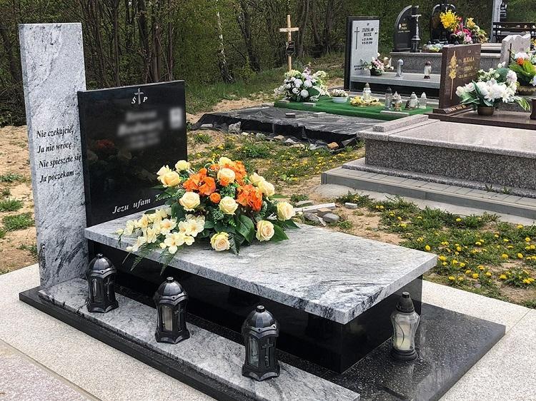Jaki wybrać nagrobek, na co zwracać uwagę?