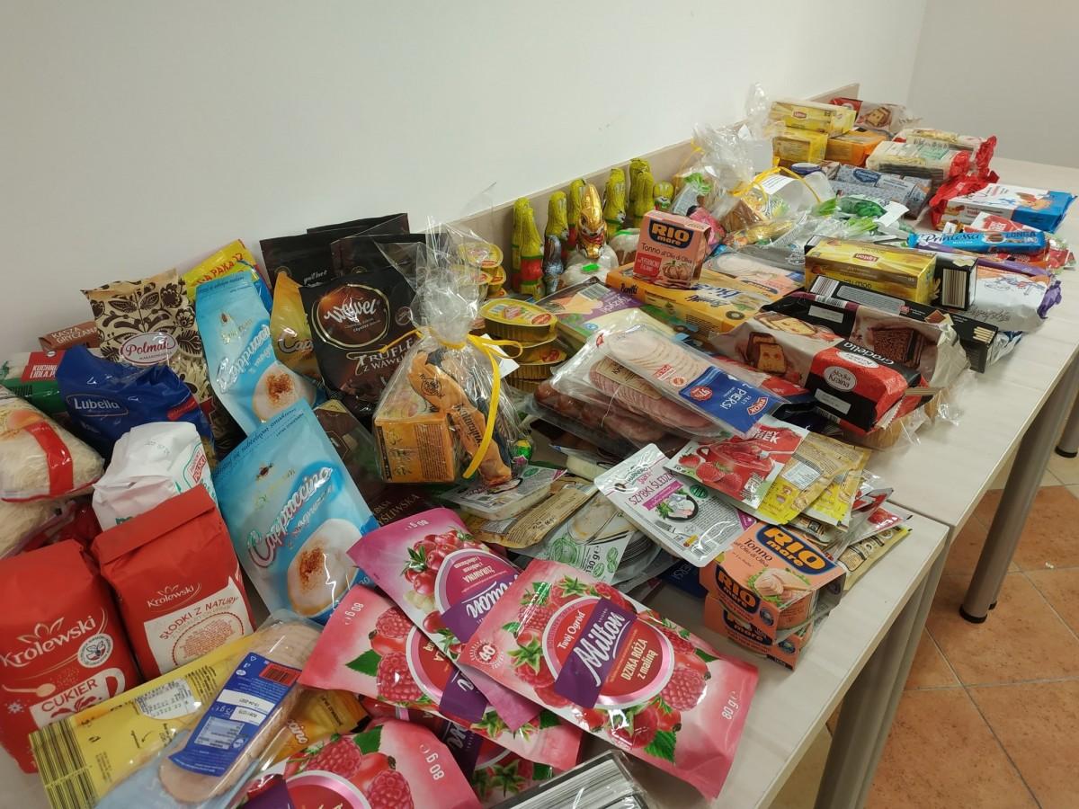 Paczki jeszcze przed świętami trafiły do seniorów