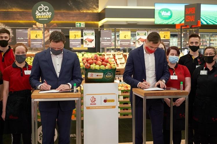 Biedronka oficjalnym dostawcą owoców i warzyw dla Biało-Czerwonych