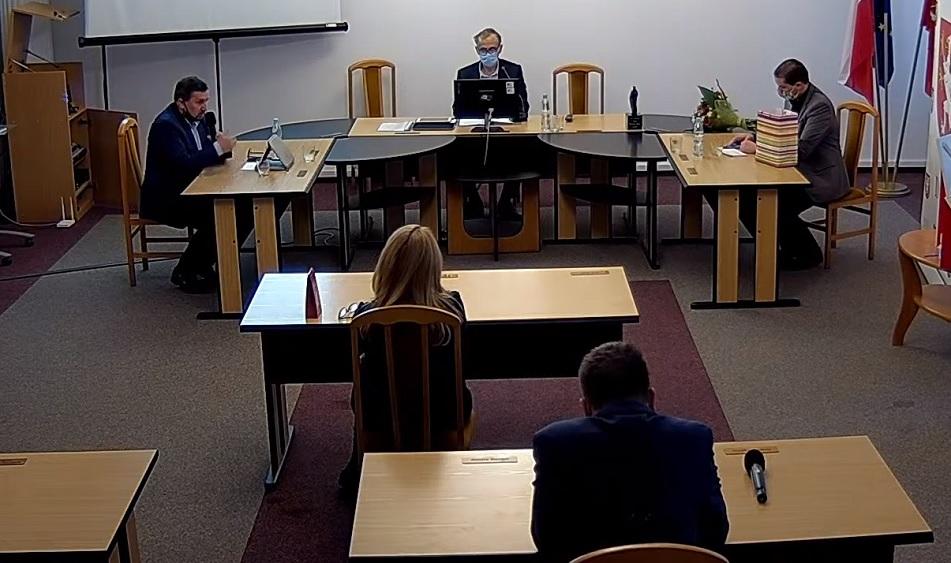 Mateusz Cebula zwołał sesję. Józef Sieradzki też