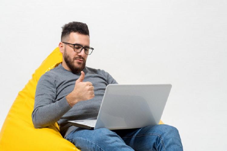 Jak zamówić internet przez… internet - szybciej, łatwiej i wygodniej?