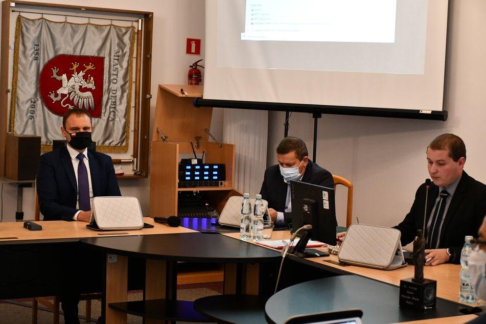 Sesja w środę. Odwołają przewodniczącego?