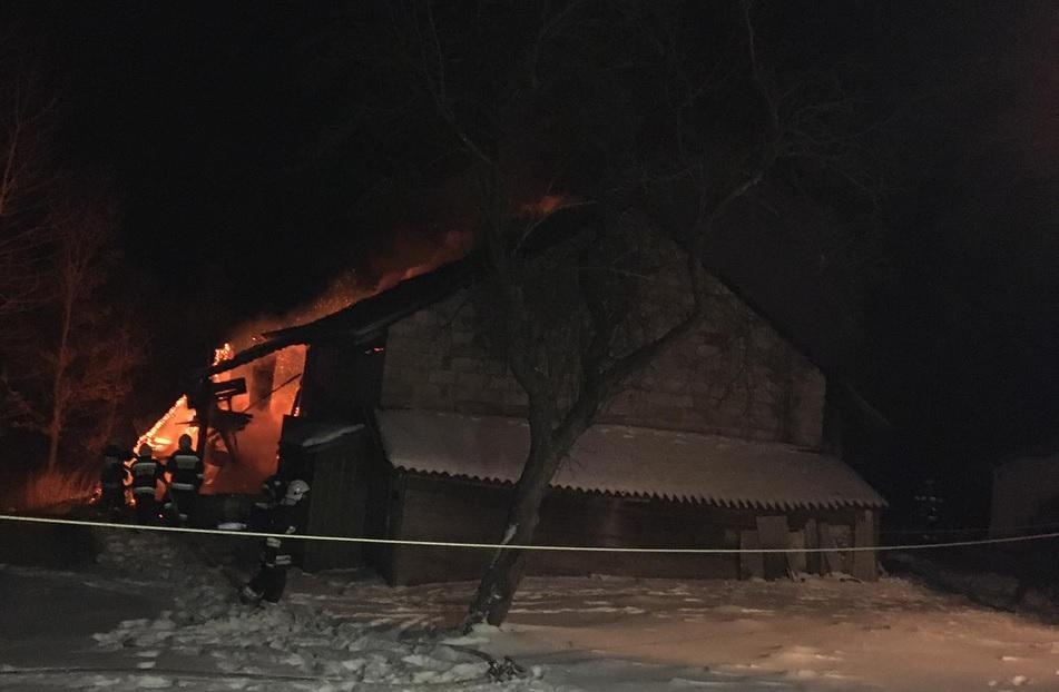 Pożar w Dzwonowej. Sołtyska prosi o pomoc dla sąsiadów - zdjęcia