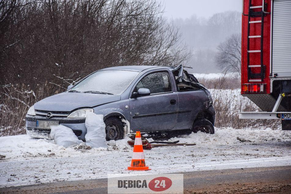 Zderzenie dwóch ciężarówek i osobówki - zdjęcia