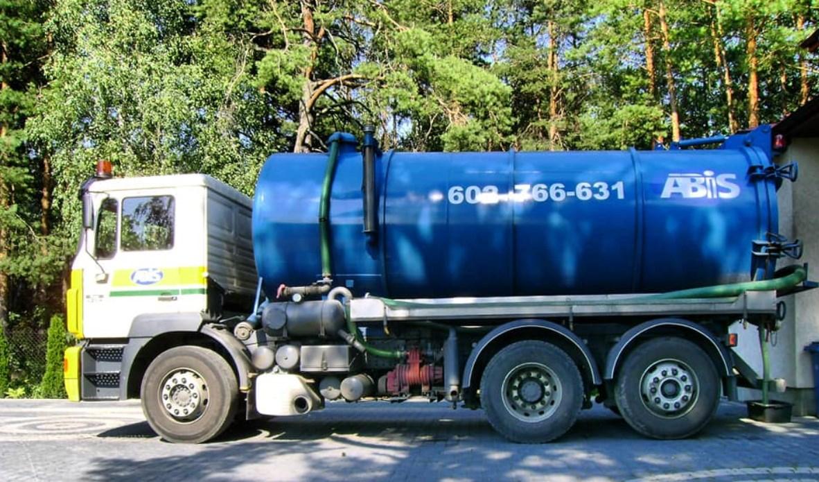 Usługi asenizacyjne – ile kosztują?