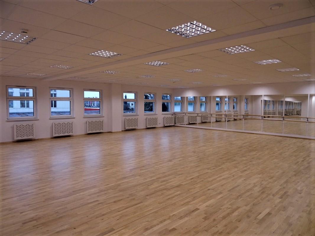 Sala baletowa jest tam, gdzie kiedyś mieściły się biblioteka i czytelnia - zdjęcia