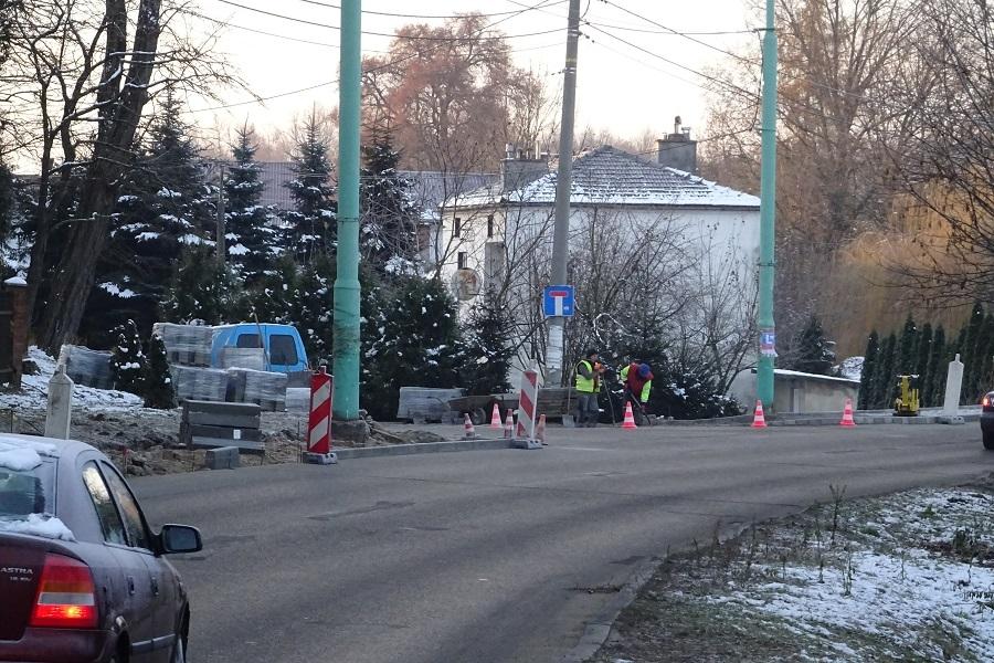 Uwaga! Roboty na drodze