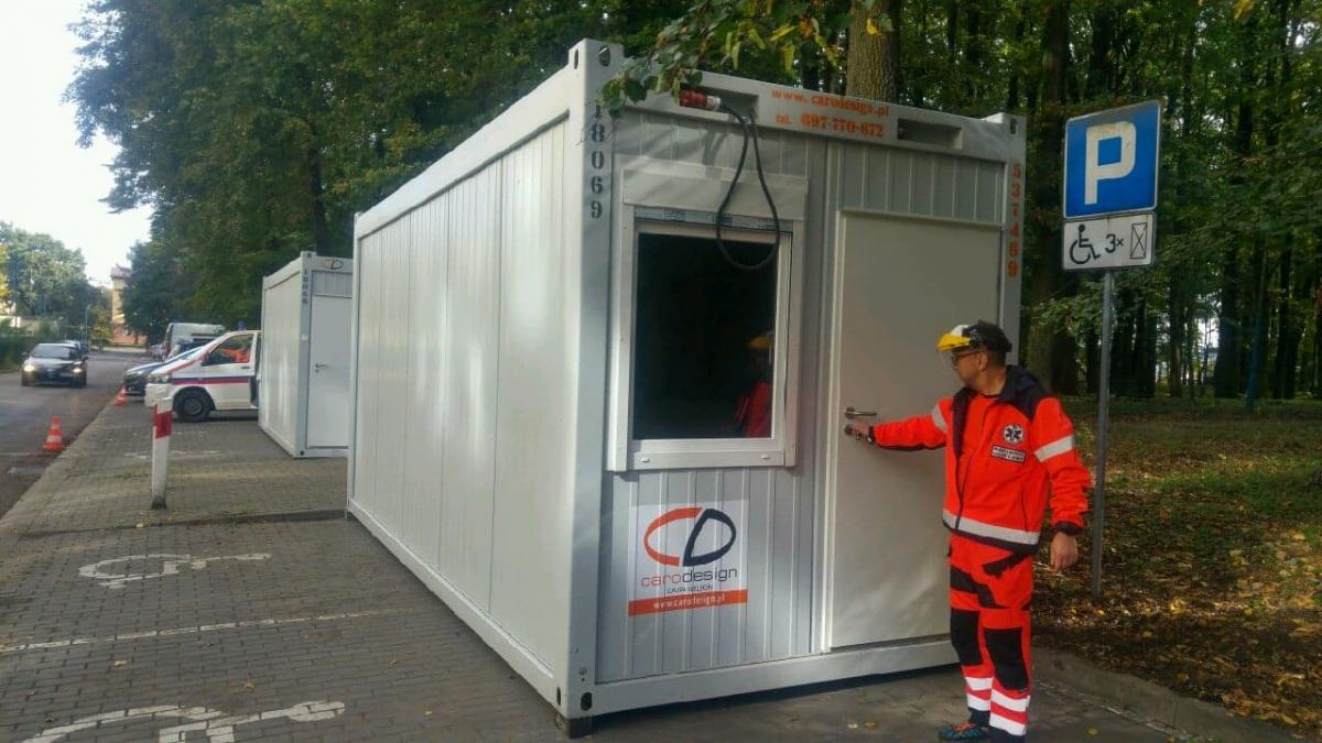 Koronawirusa leczą teraz na oddziale wewnętrznym. Zajętych już 14 łóżek