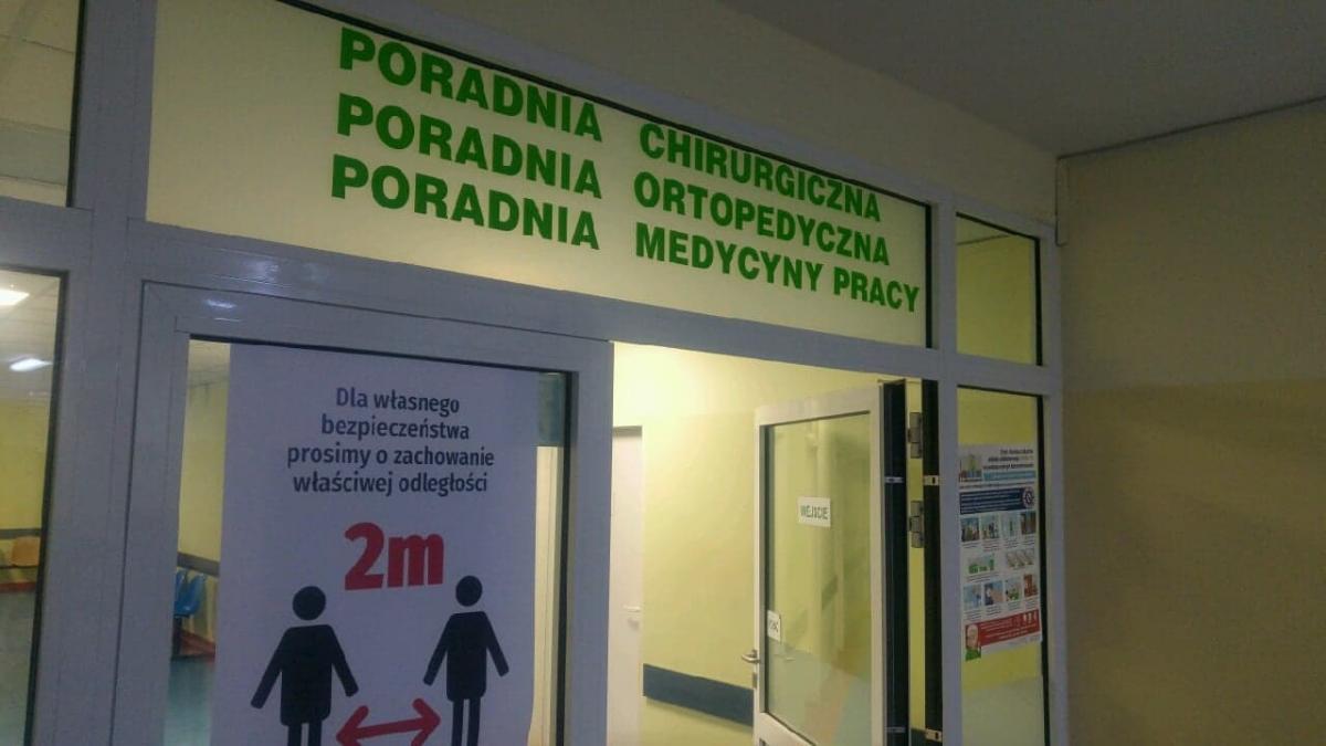 Koronawirusa ma już trzech lekarzy. Dziś poradnia była zamknięta.